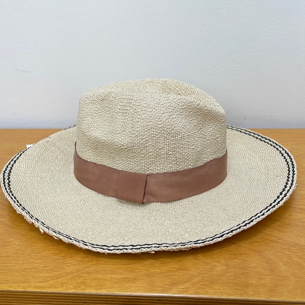 Zara strew hat